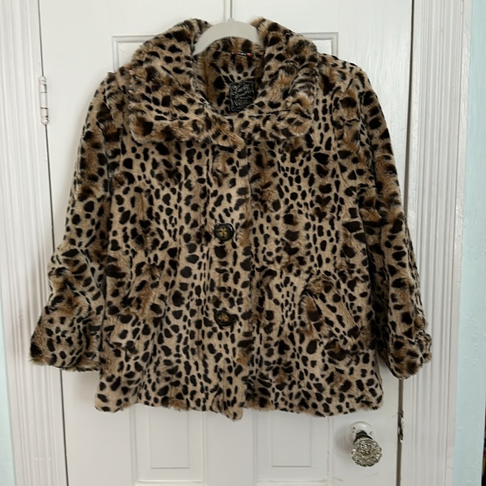 Lucky Brand Cheetah faux fur jacket. XS/S. Lined. Perfect condition.